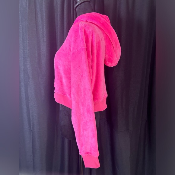 URBAN OUTFITTERS Pink Oversized Soft Fuzzy Loungewear Sweatshirt Small s4 - Picture 3 of 8